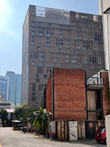 Hotel Stripes Kuala Lumpur Autograph Collection exterior building
