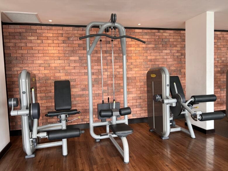 Hotel Stripes Kuala Lumpur Autograph Collection fitness center weight machines