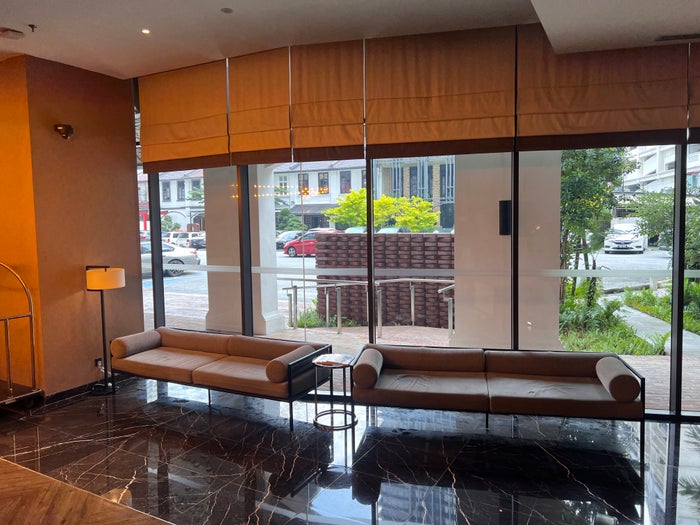 Hotel Stripes Kuala Lumpur Autograph Collection lobby seating