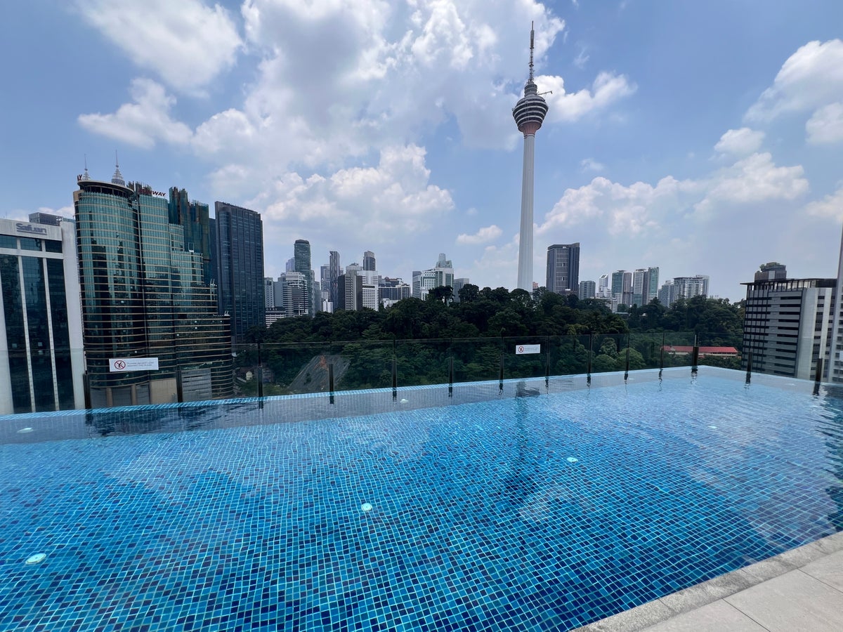Hotel Stripes Kuala Lumpur Autograph Collection rooftop pool