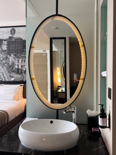 Hotel Stripes Kuala Lumpur Autograph Collection room vanity mirror