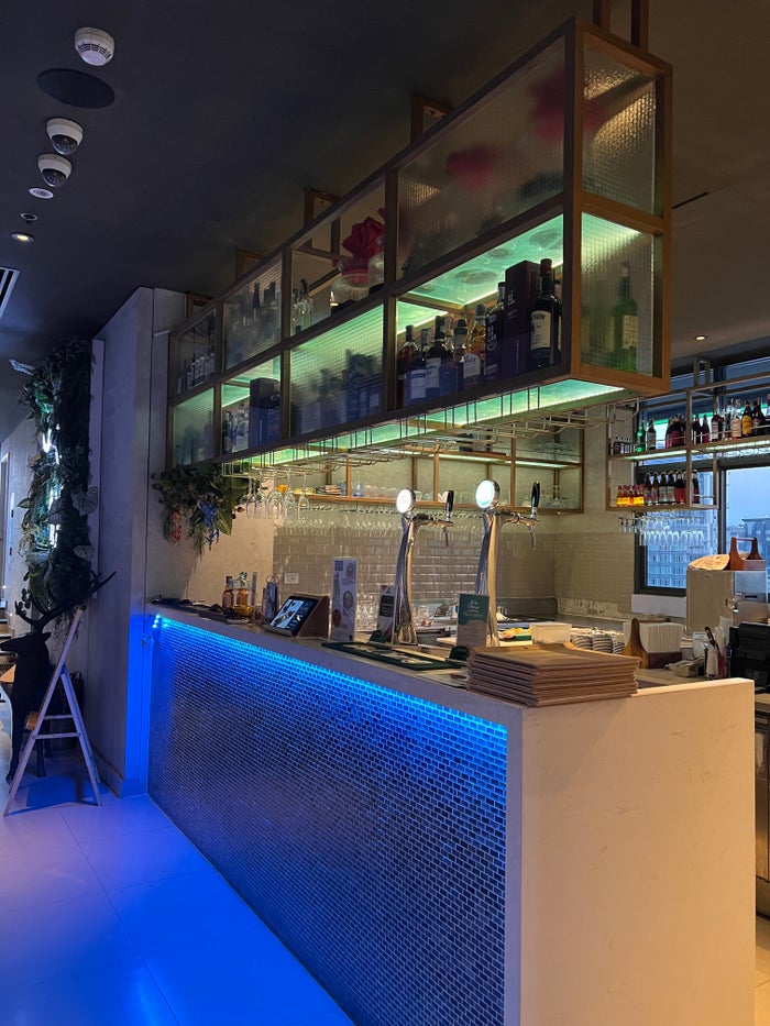 Hyatt Place Bangkok Sukhumvit AIRE Bar bar Hyatt Place Bangkok Sukhumvit AIRE Bar bar
