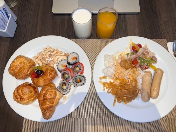 Hyatt Place Bangkok Sukhumvit breakfast plates Hyatt Place Bangkok Sukhumvit breakfast plates