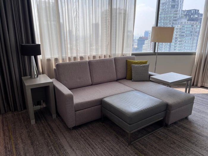 Hyatt Place Bangkok Sukhumvit living room sofa Hyatt Place Bangkok Sukhumvit living room sofa