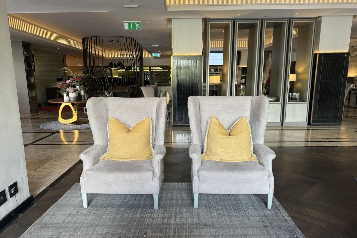 Hyatt Regency Cape Town chairs in lobby