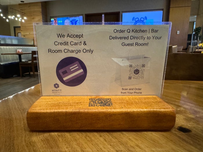 Hyatt Regency San Antonio Riverwalk Q Kitchen no cash sign Hyatt Regency San Antonio Riverwalk Q Kitchen no cash sign