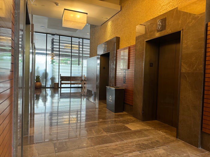 Hyatt Regency San Antonio Riverwalk elevator waiting area Hyatt Regency San Antonio Riverwalk elevator waiting area