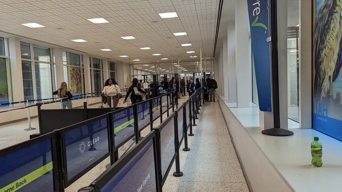 IAH to ATL Delta flight review Terminal A IAH TSA PreCheck line IAH to ATL Delta flight review Terminal A IAH TSA PreCheck line