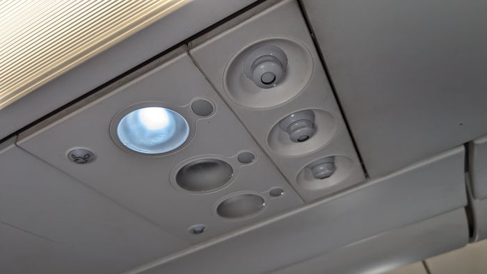 IAH to ATL Delta flight review lights and fans IAH to ATL Delta flight review lights and fans