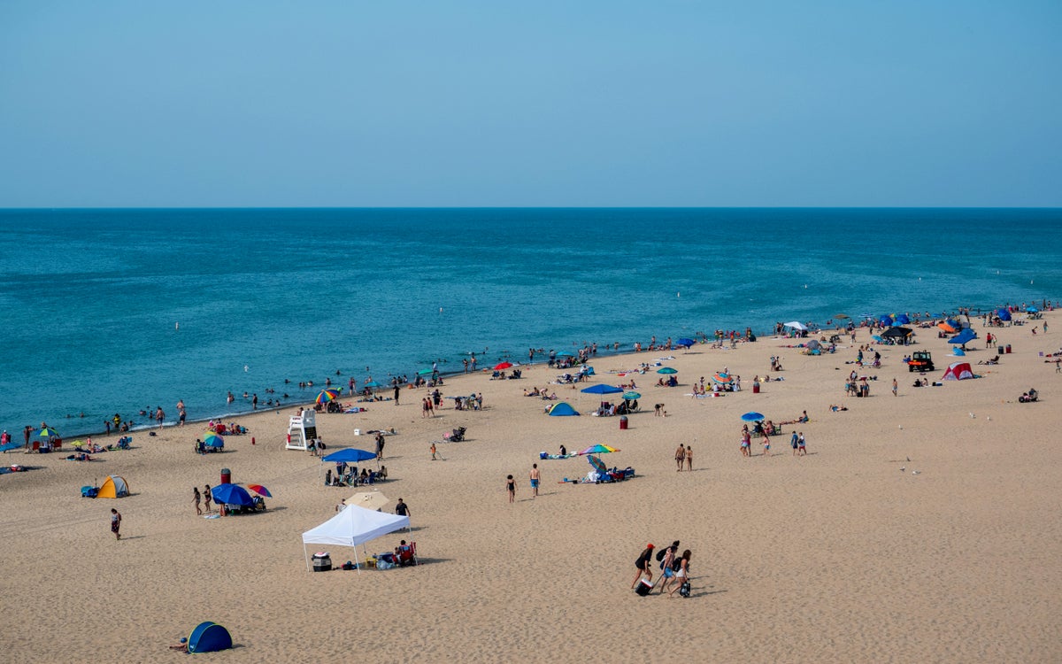 Indiana Dunes State Park Guide — Camping, Beach, and More 