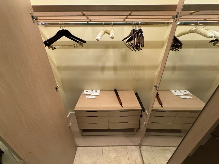 JW Marriott Panama Closet JW Marriott Panama Closet