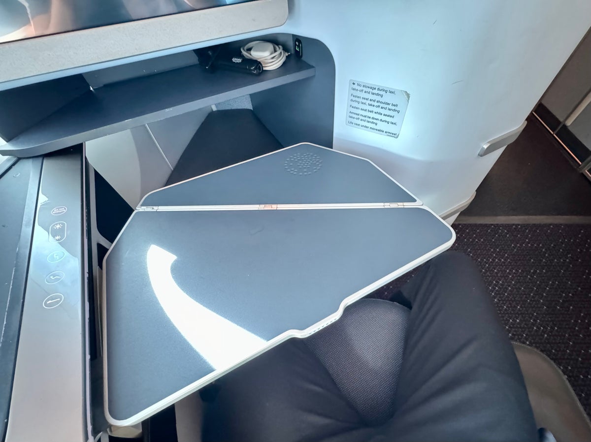 KLM Boeing 78X Business Class seat 