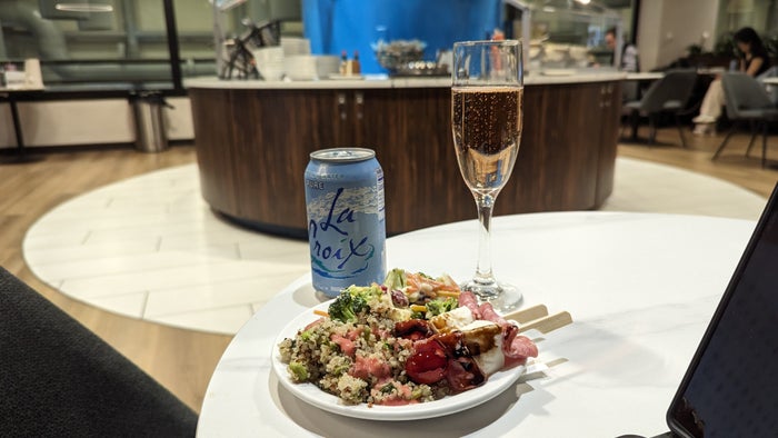 KLM Crown Lounge IAH food and drinks KLM Crown Lounge IAH food and drinks