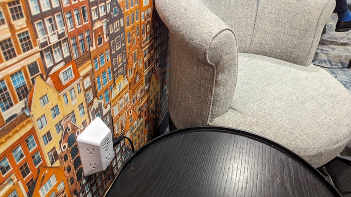 KLM Crown Lounge IAH seating outlets KLM Crown Lounge IAH seating outlets