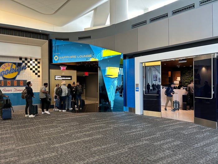 LGA Sapphire Lounge entrance LGA Sapphire Lounge entrance