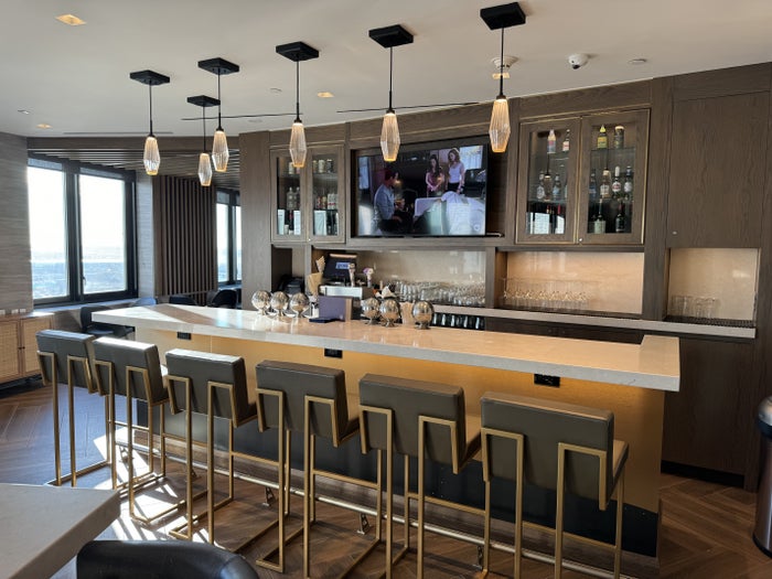 Marriott JFK Club Bar Close Up Marriott JFK Club Bar Close Up