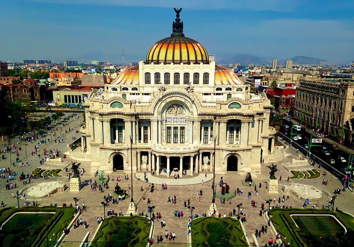 Mexico City fine arts museum --- Palacio de Bellas Artes