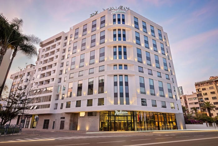 [Expired] New Radisson Hotels Promotion: 35% Discount, Free Breakfast, and 3,000 Bonus Points per Stay