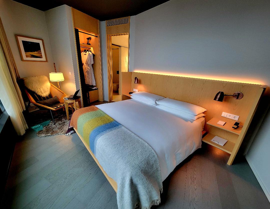 Reykjavik EDITION Hotel Bedroom
