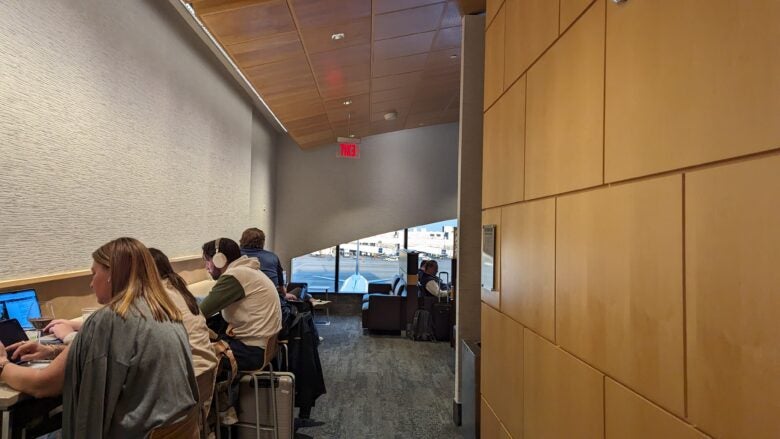 Concourse C Delta Sky Club at Hartsfield Jackson Atlanta International Airport wall seating