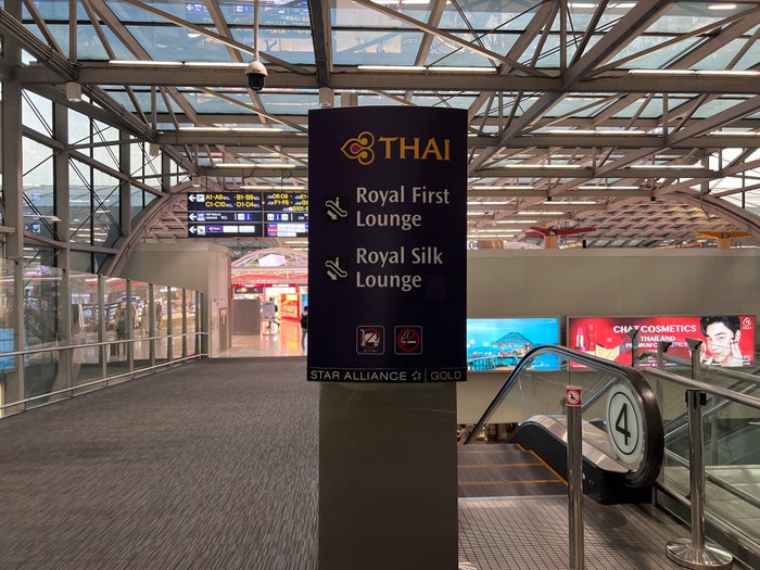 Thai Airways Royal Silk Lounge sign Thai Airways Royal Silk Lounge sign