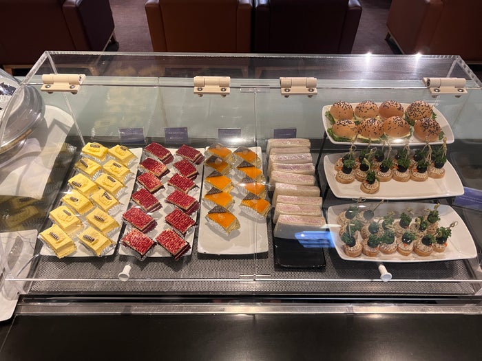 Thai Airways Royal Silk Lounge sweets options Thai Airways Royal Silk Lounge sweets options