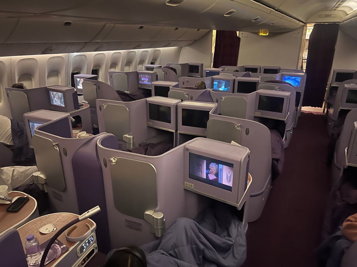 Thai Airways Royal Silk business class 777 300er cabin