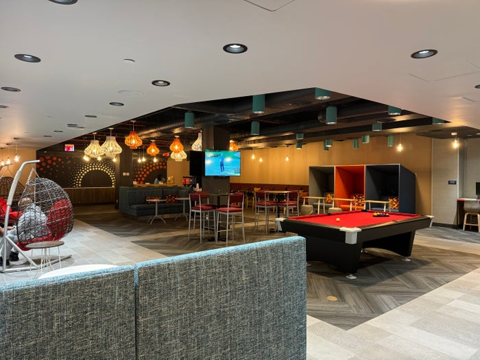Tru by Hilton Brooklyn Coworking Tru by Hilton Brooklyn Coworking