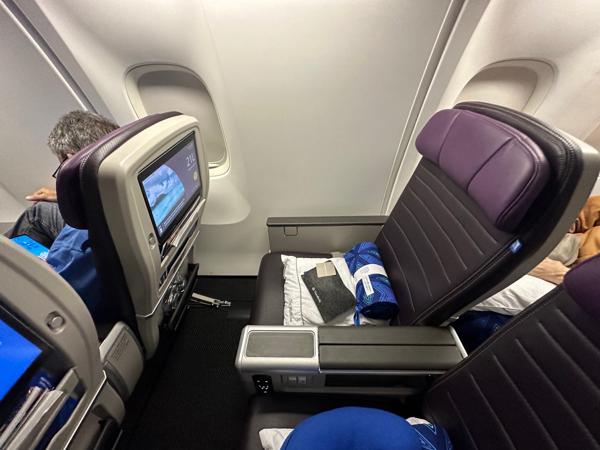 United Premium Plus seat 767
