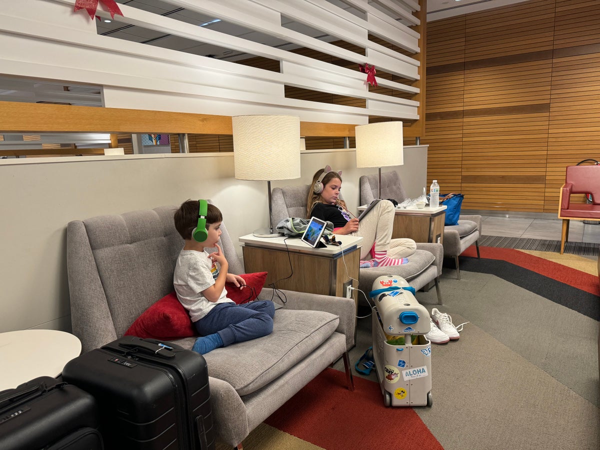 kids at Admirals Club GIG