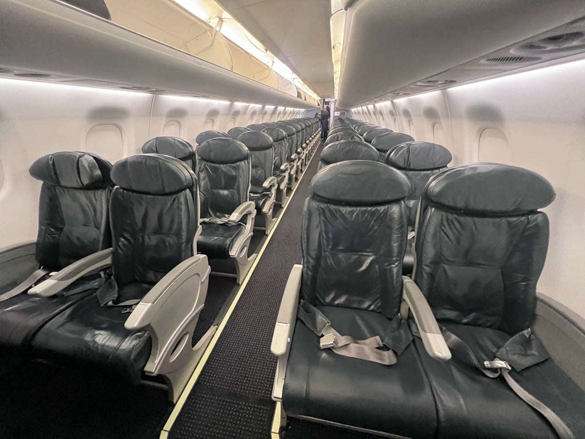 American Airlines Embraer 170175 economy