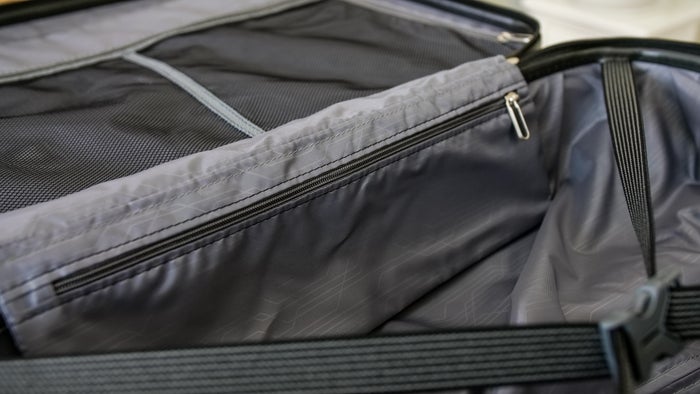 American Tourister Bon Air Hardside Interior Zippered Pocket American Tourister Bon Air Hardside Interior Zippered Pocket