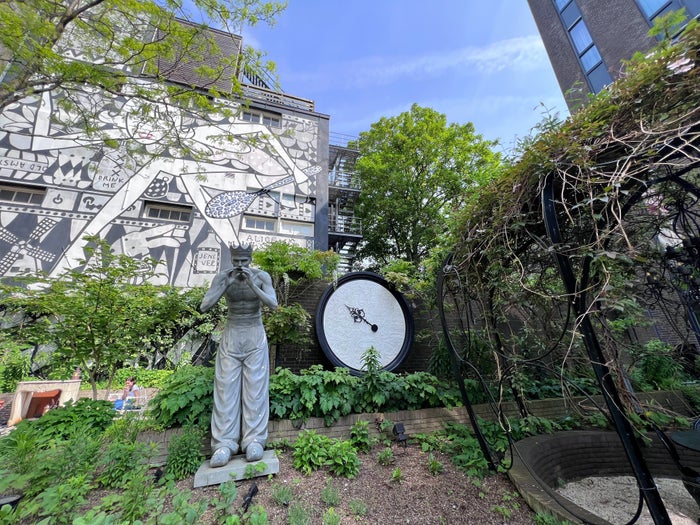 Andaz statue in the meditation garden Andaz statue in the meditation garden