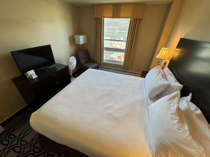 Baranhof Suite Bed Toward TV Baranhof Suite Bed Toward TV
