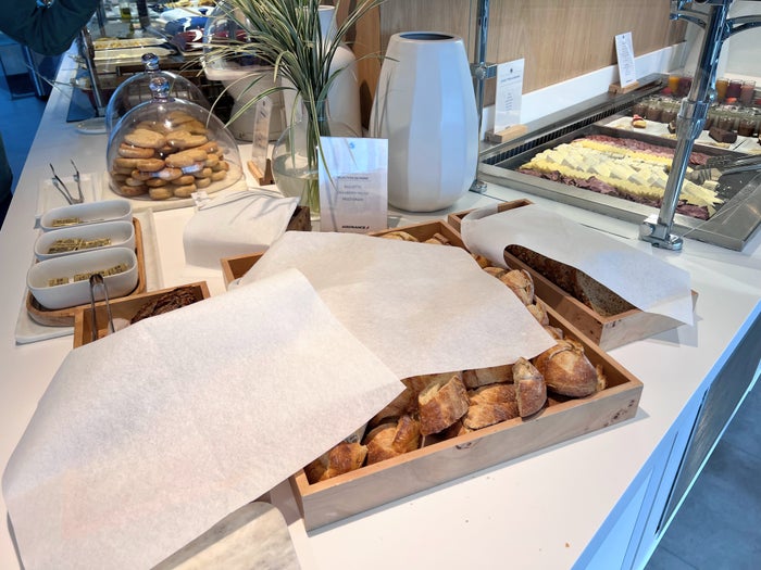 Bread at Air France Lounge JFK