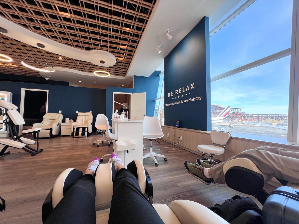 Chair massage at Be Relax Spa at JFK
