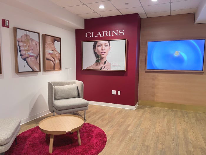Clarins spa at JFK Air France lounge 