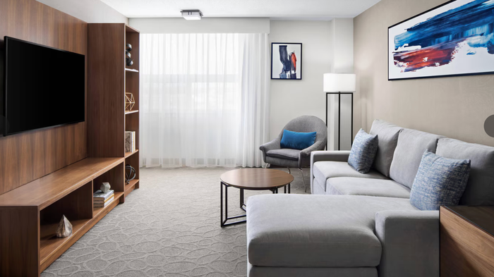 Delta Hotels Green Bay suite Delta Hotels Green Bay suite
