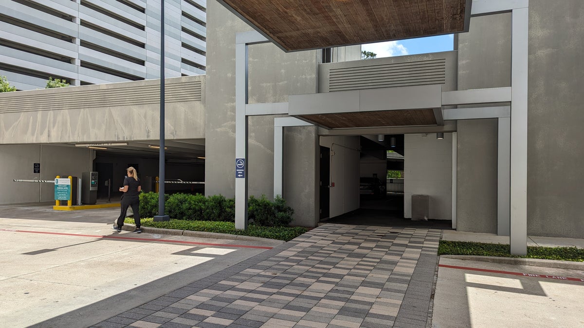 Embassy Suites by Hilton The Woodlands at Hughes Landing amenities parking garage