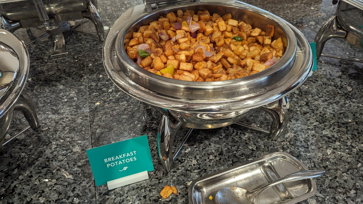 Embassy Suites by Hilton The Woodlands at Hughes Landing food and beverage breakfast buffet breakfast potatoes