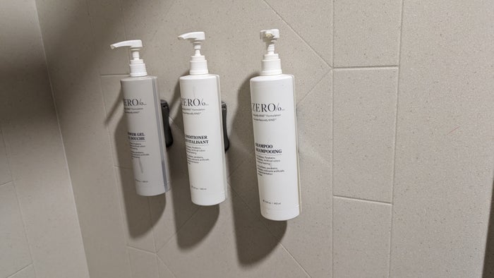 Hampton Inn Suites Hope guestroom bathroom shower amenities Hampton Inn Suites Hope guestroom bathroom shower amenities