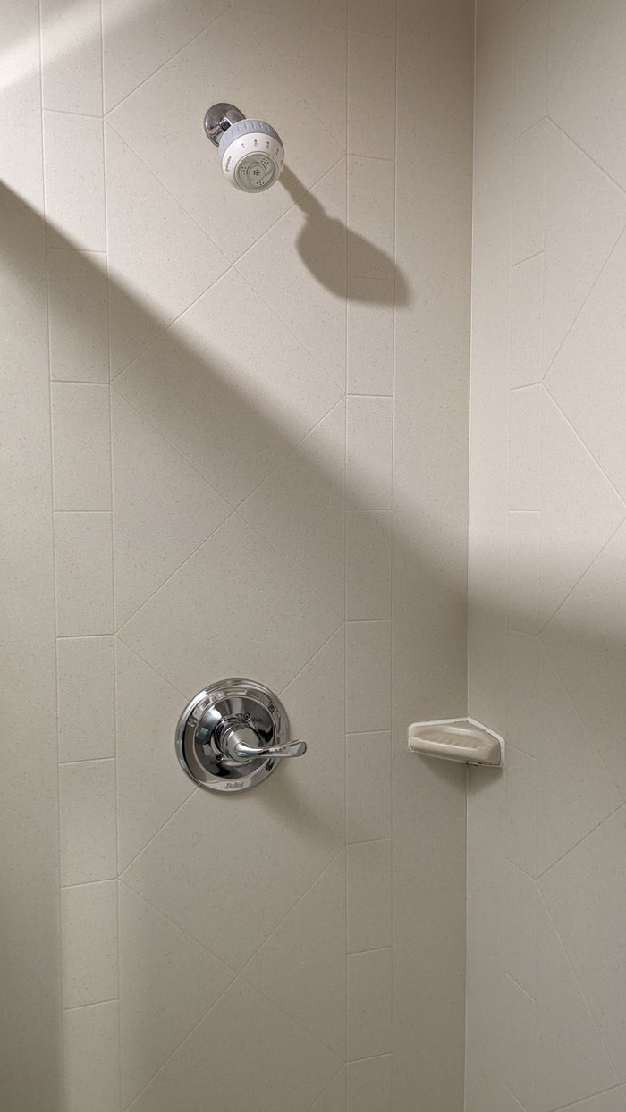 Hampton Inn Suites Hope guestroom bathroom showerhead Hampton Inn Suites Hope guestroom bathroom showerhead