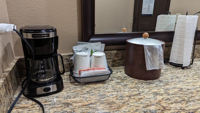 Hampton Inn Suites Hope guestroom kitchen Hampton Inn Suites Hope guestroom kitchen