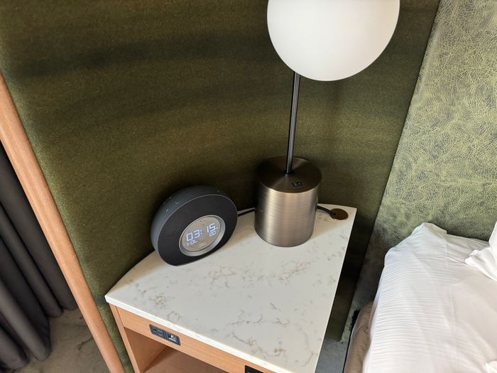 Hyatt Centric Downtown Portland alarm clocklamp Hyatt Centric Downtown Portland alarm clocklamp