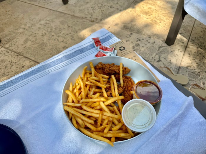 JW Marriott Orlando Grande Lakes Knife Burger Chicken Tenders JW Marriott Orlando Grande Lakes Knife Burger Chicken Tenders