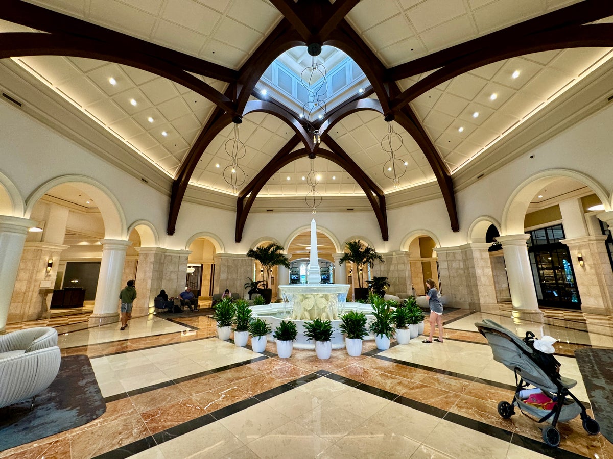 JW Marriott Orlando Grande Lakes Lobby Rotunda