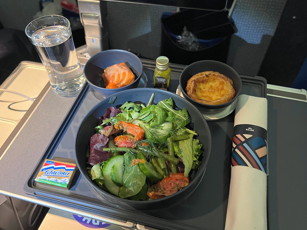 KLM Premium Comfort light meal