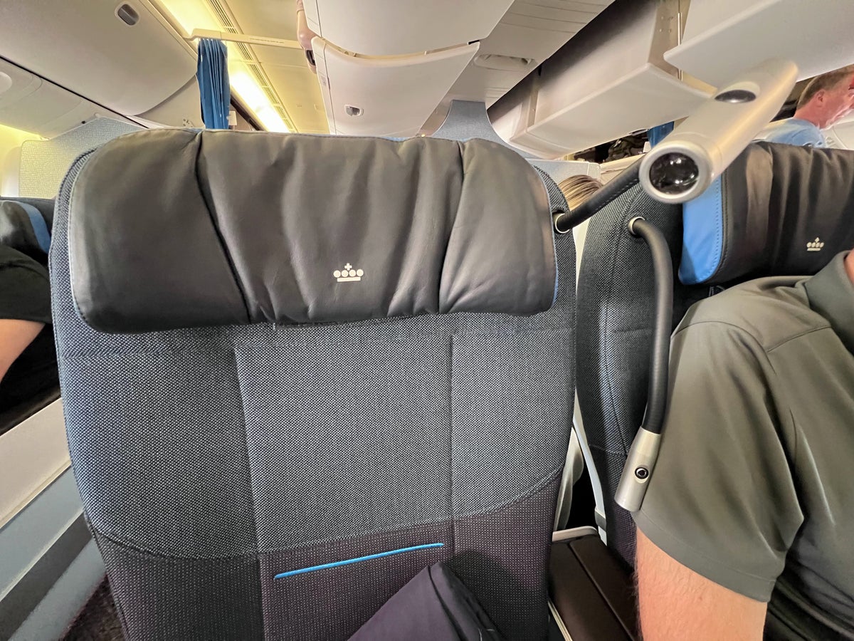 KLM Premium comfort headrest