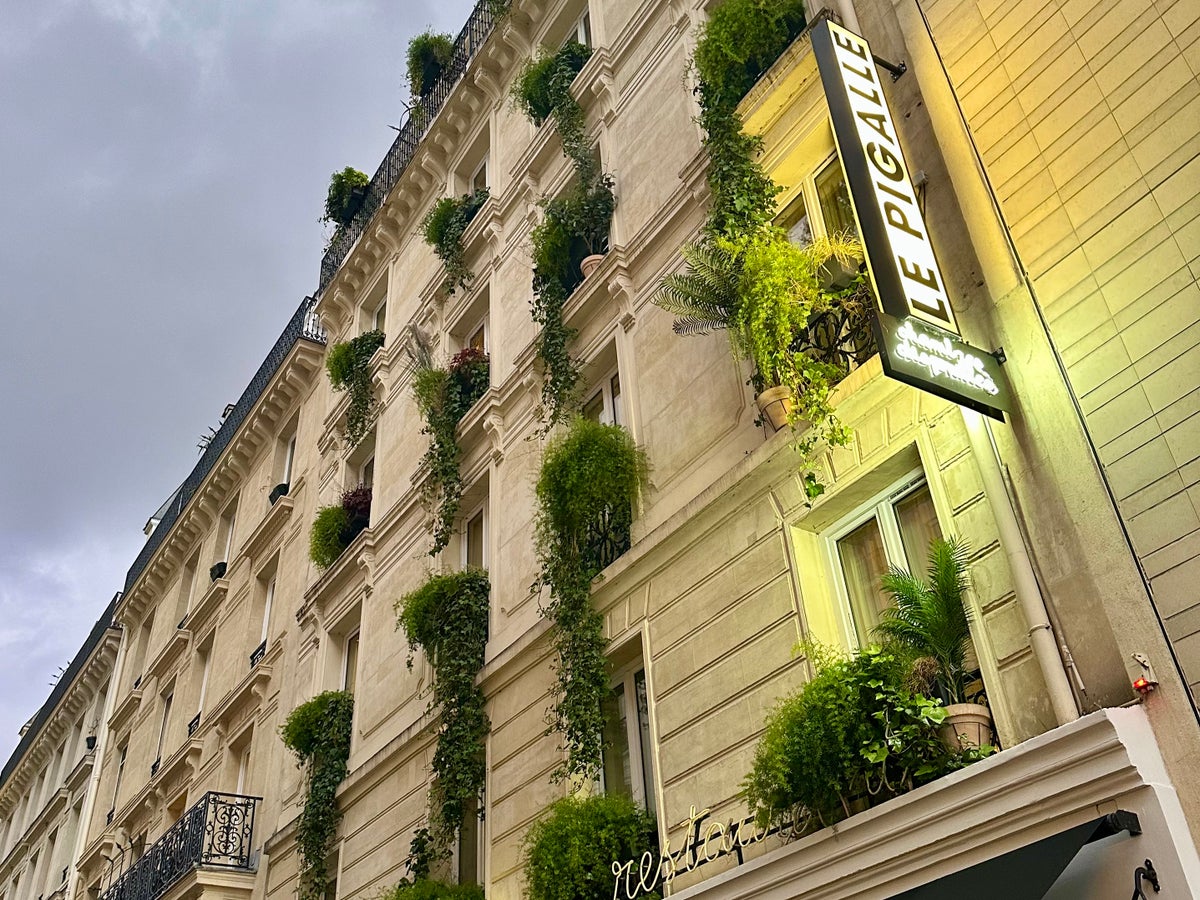 6 Things To Know Before Staying at Le Pigalle in Paris [Marriott’s Design Hotels]