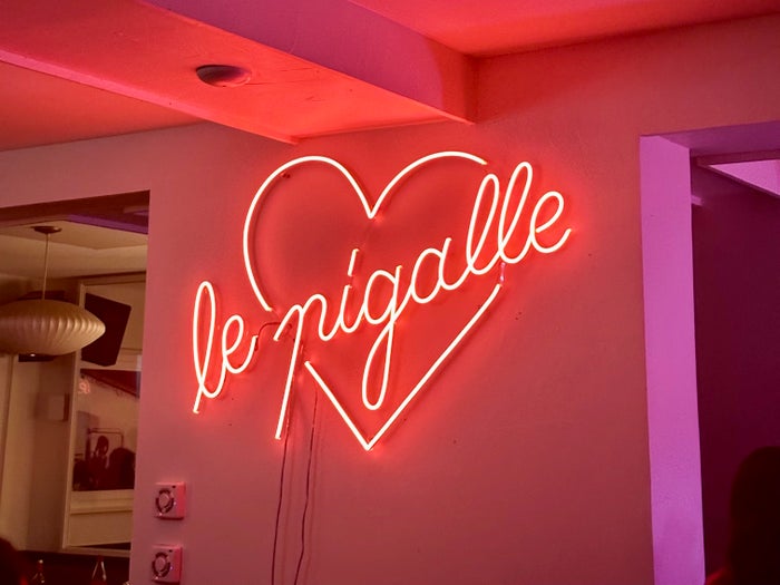 Le Pigalle sign Le Pigalle sign